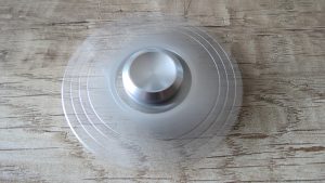 Fidget-spinner-luxusní-kovový-2-Aliexpress-300×169