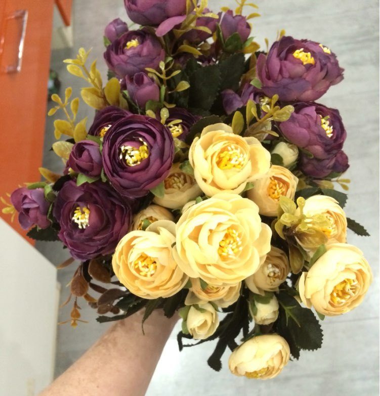 Plastova dekorace umele kytky 2